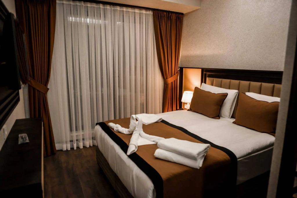 Dimen Hotel