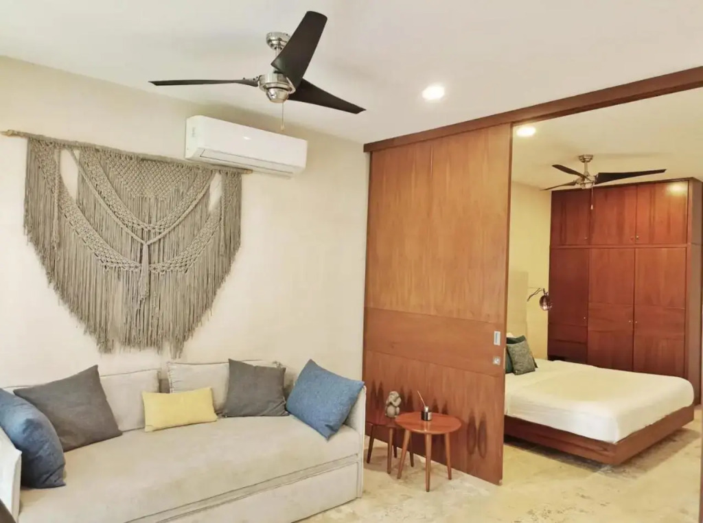 101 Amena Modern 1BR APT w/GYM (10 min to beach)