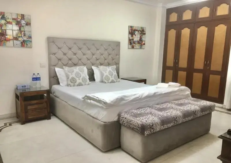 Kuvera Home Stay