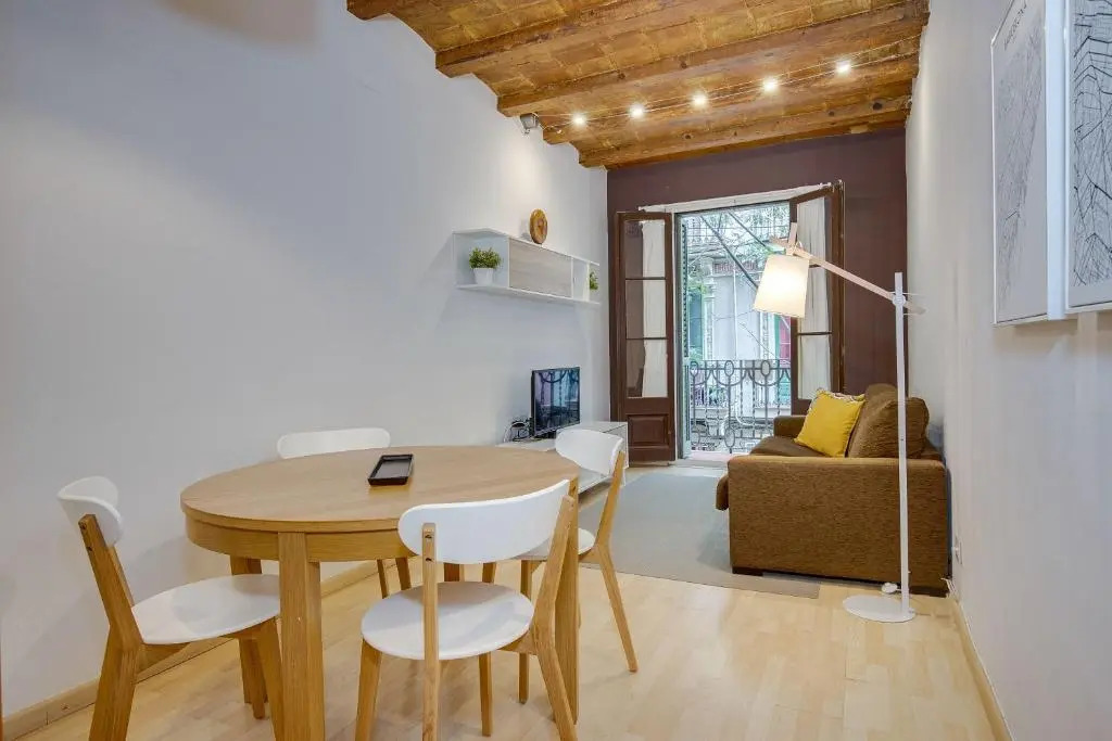 Feelathome Center Apartments