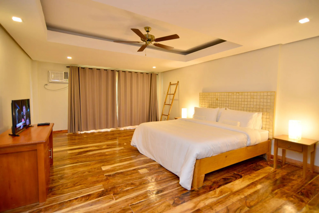 Nabulao Beach and Dive Resort