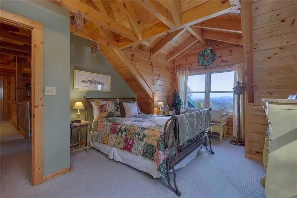 Lookout Lodge - Five Bedroom Cabin