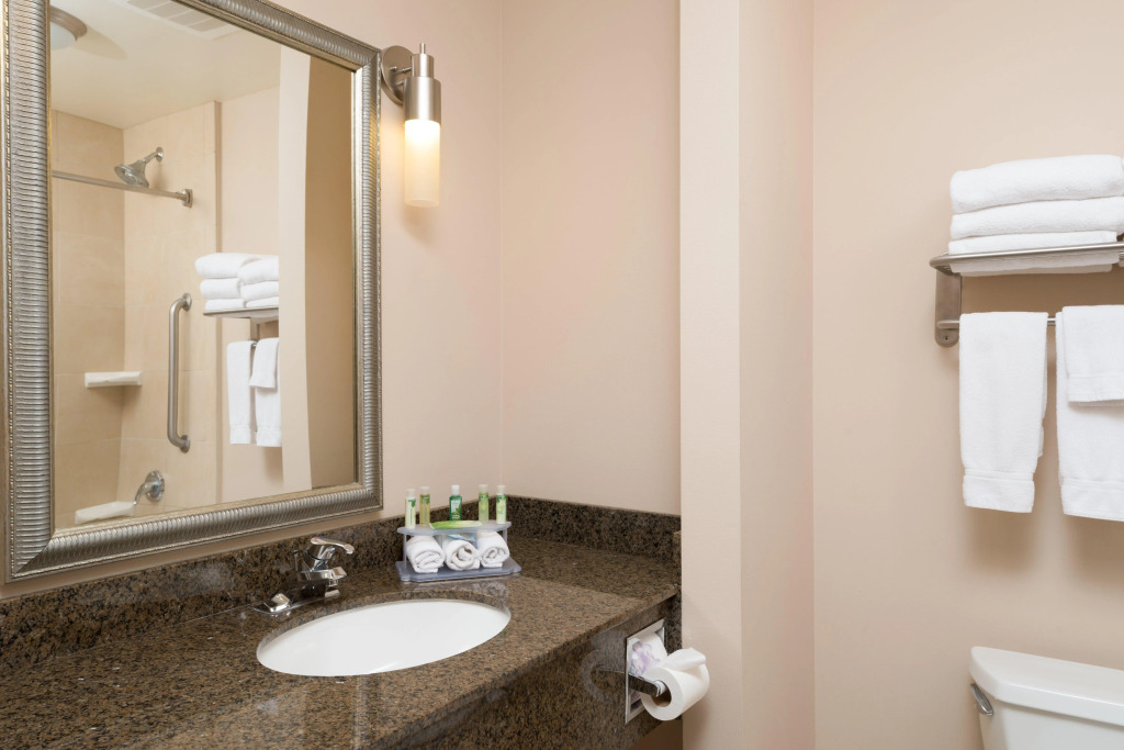 Holiday Inn Express Hotel & Suites North Sequim by IHG