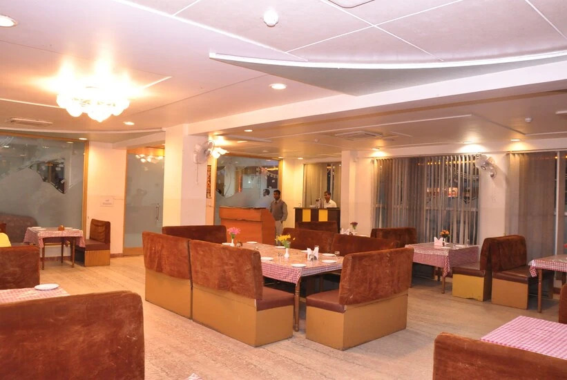 Hotel Bhawna Palace