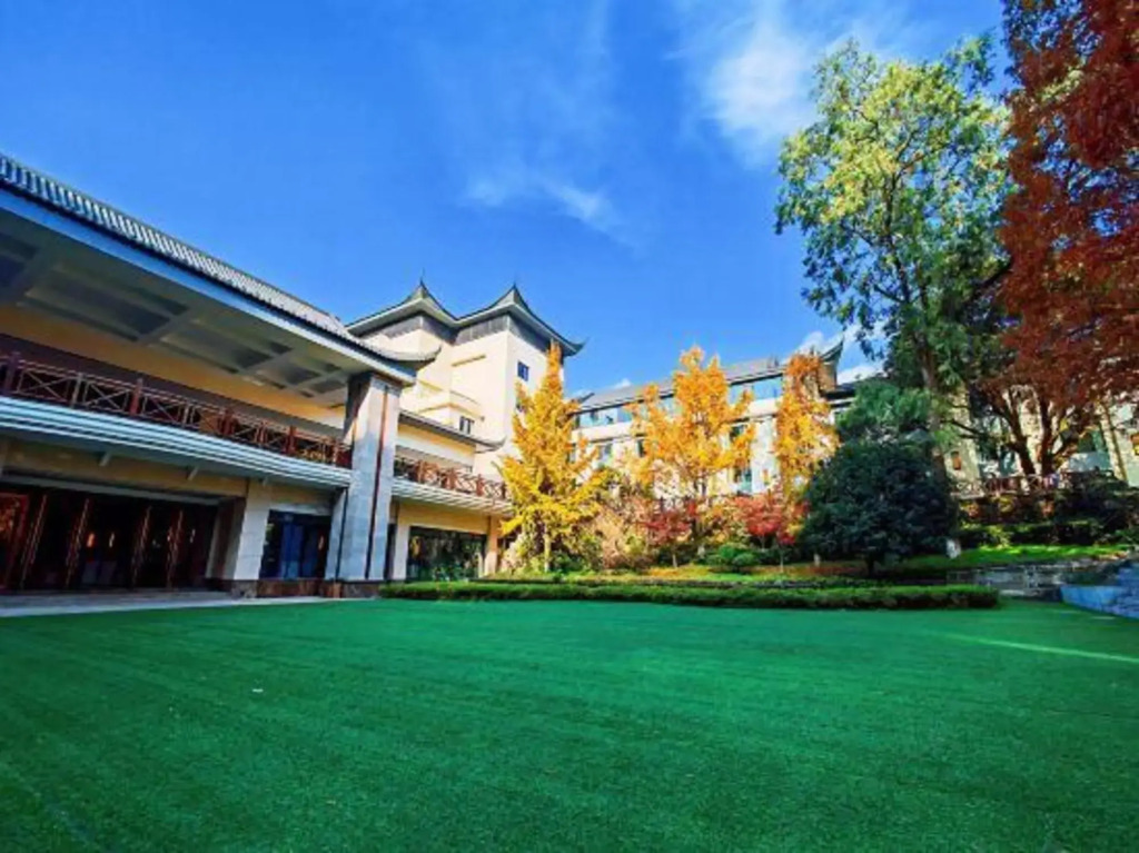Cuiping Mountain Hotel