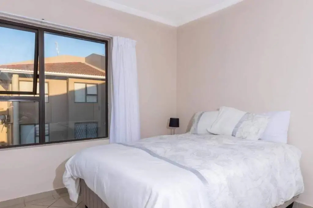 Sun n Surf Sunny and spotless 1 bedroom apartment