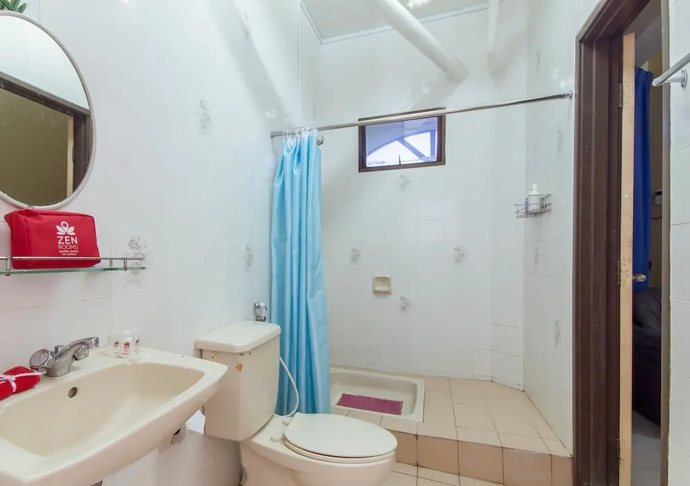 ZEN Home Lagenda Homestay