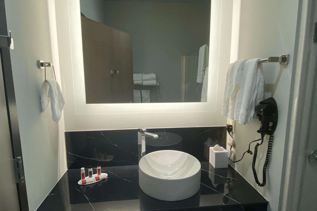 Baymont Inn & Suites by Wyndham Madison