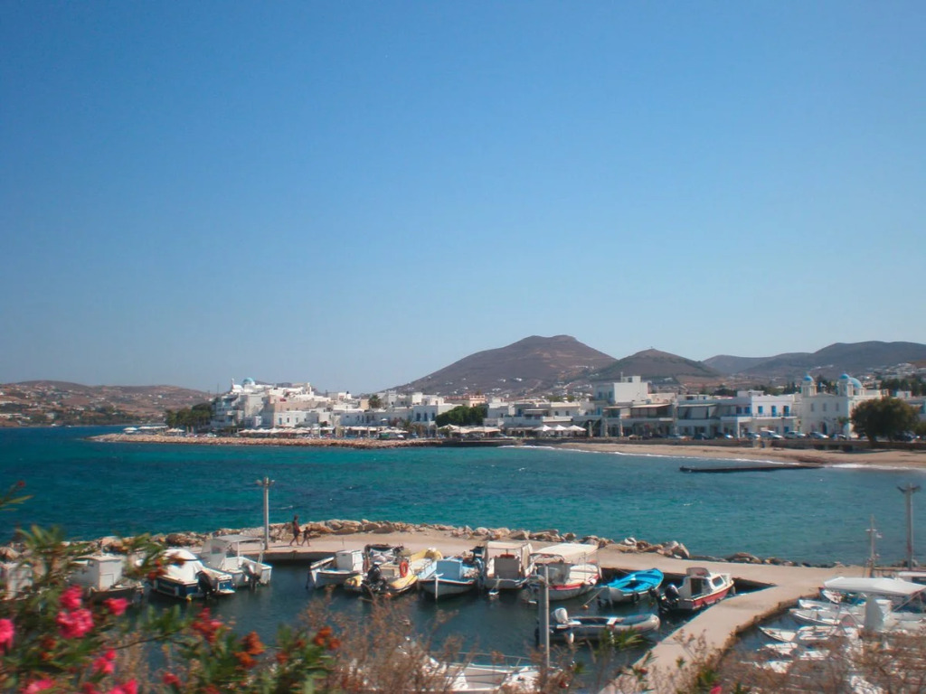 Hotel 2* e 3* a Naoussa, Parikia, Piso Livadi e Alyki