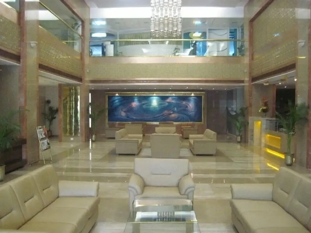 Vivanta Thane