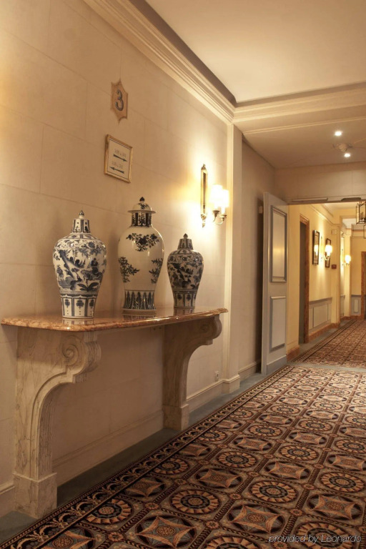 Victoria Palace Hotel
