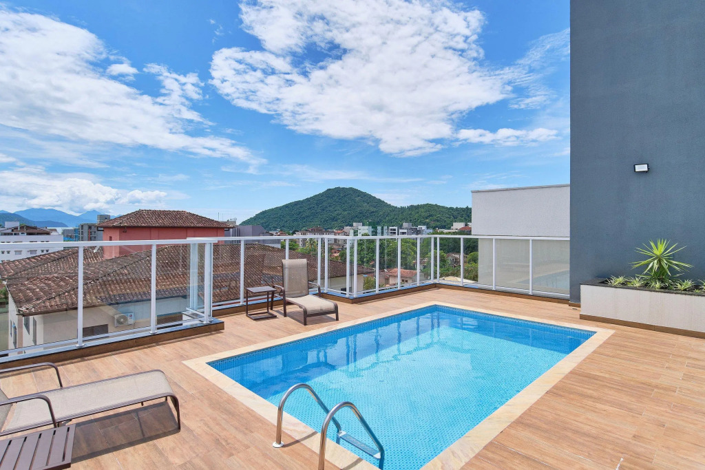 500 metros da Orla Itaguá em Ubatuba - Varanda Gourmet/ Wi-fi