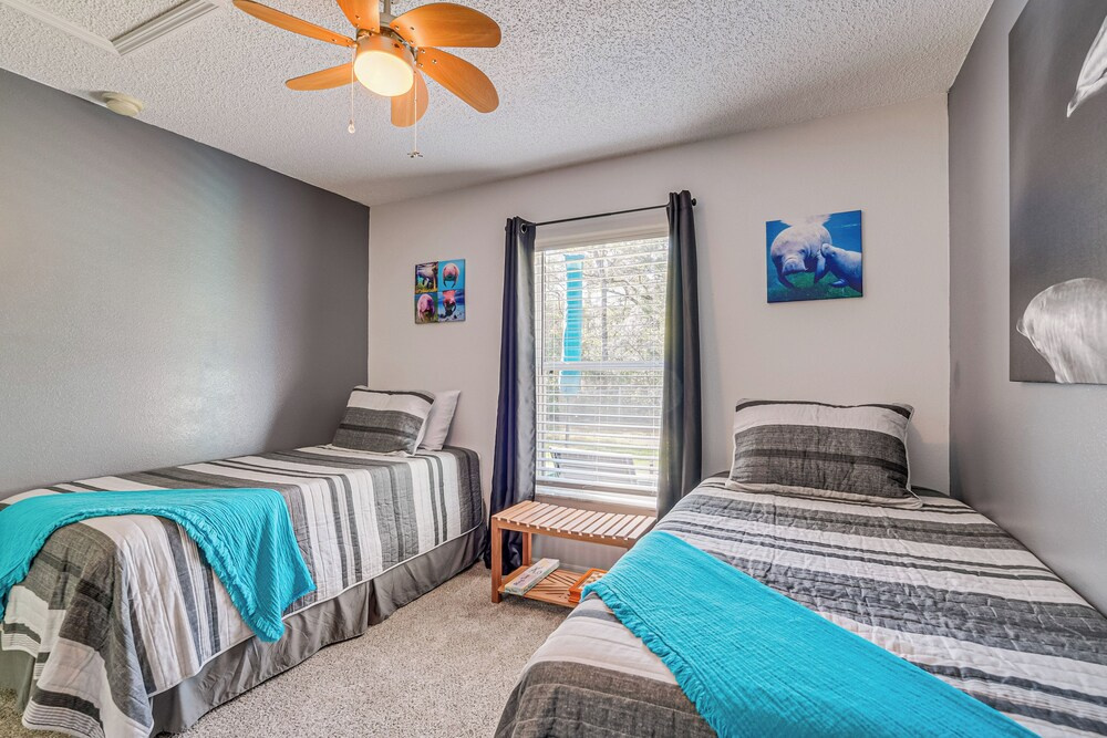 Citrus Springs Retreat w/ Grill & Screened Porch!