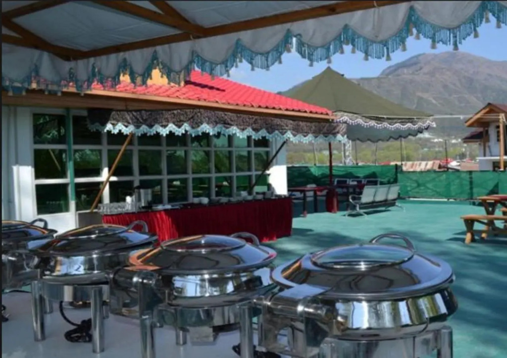 Hotel Green Leaf Srinagar