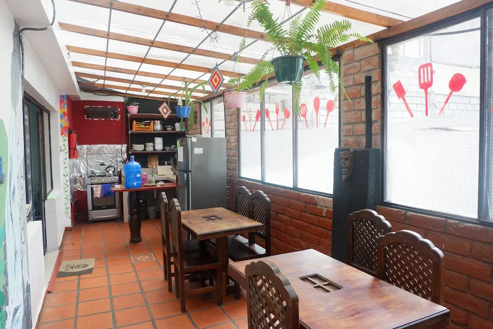 Hostal alegría