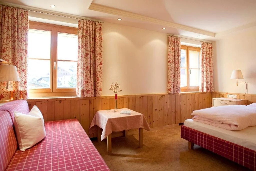 Hotel Aurora