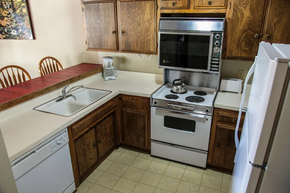 Mammoth West #118 4 Bedrooms 2 Bathrooms Condo