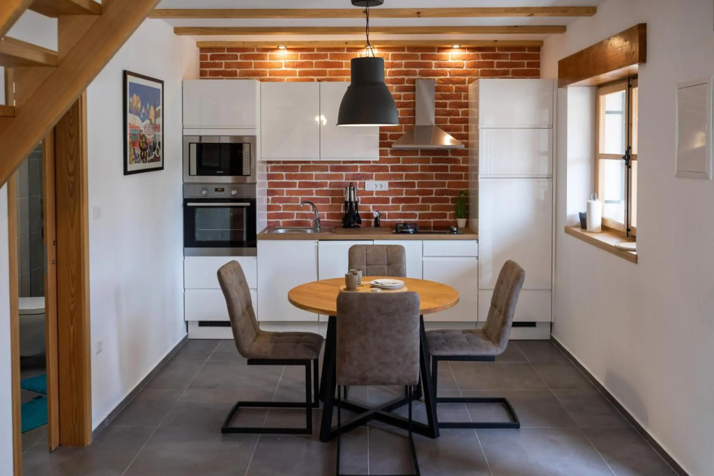 Komun Apartments