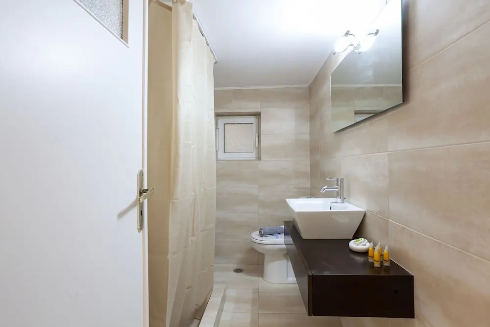 Athenian Fine Flat for 4