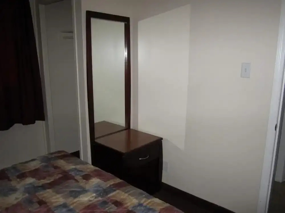 Parkview Motel