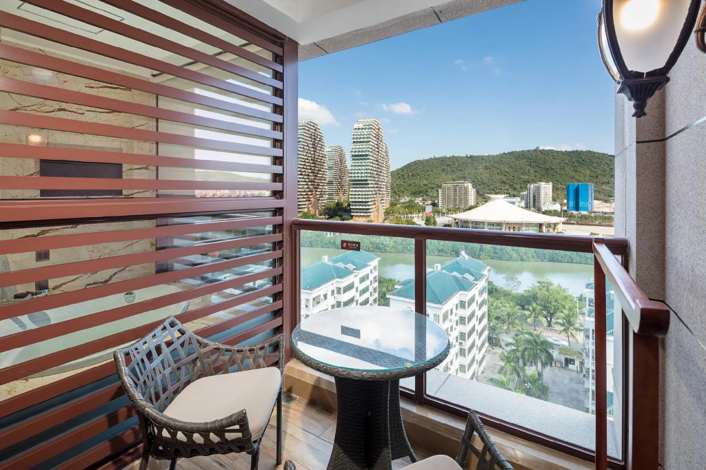 YueXin Tomorrow Hotel Sanya