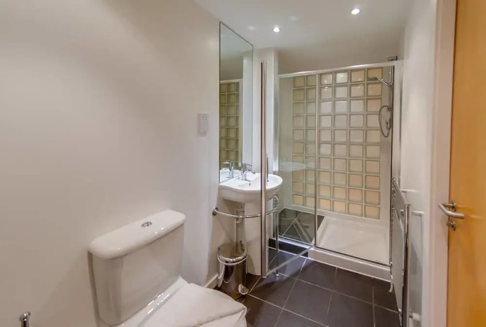 Stylish & Spacious Grassmarket 2bed/2bath