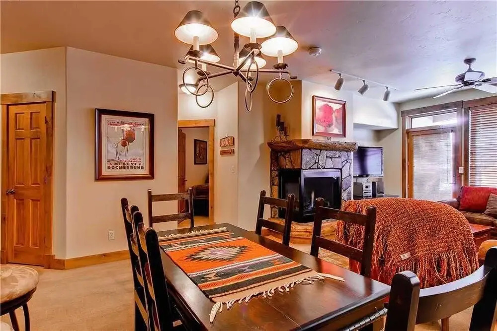 Tl2202 Beautiful Mountain Home Winter Specials!