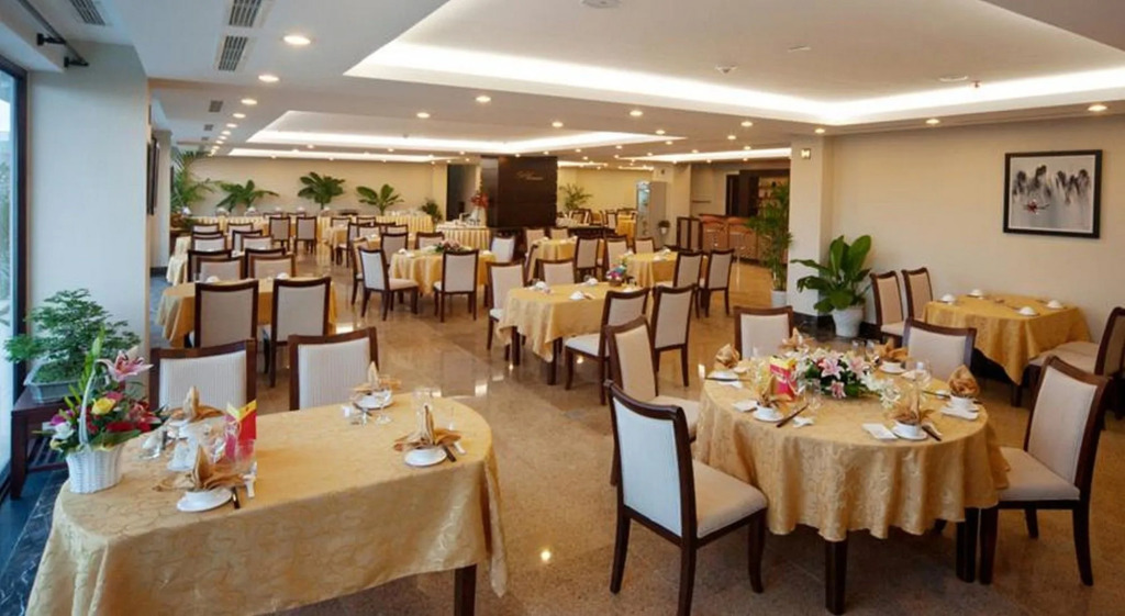 Shine Hue Hotel 2