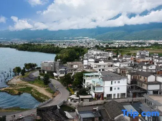 Dali Bear Sea View Beauty Homestay(Panxi Village S Bay Ecological Corridor Store)