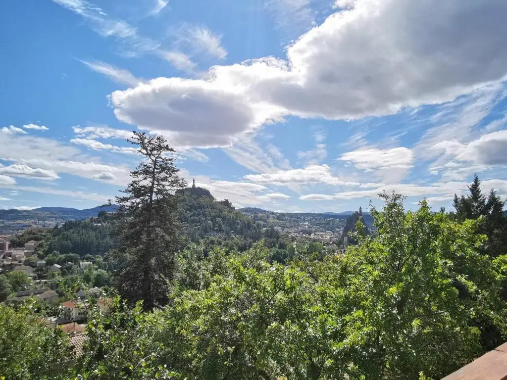 Appartement Aiguilhe, 4 pièces, 6 personnes - FR-1-582-45