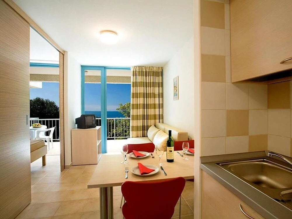 Eden Mobilhome with XXL Terrace in Naturist Resort Solaris FKK