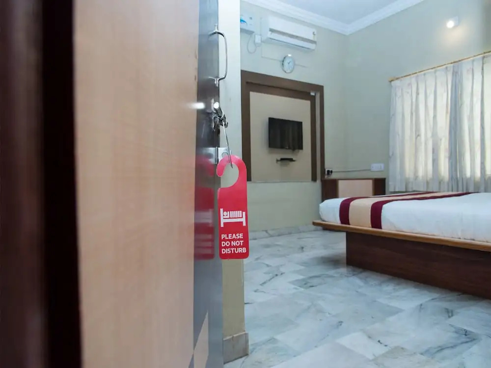 OYO 10499 Hotel Shiv Shakti