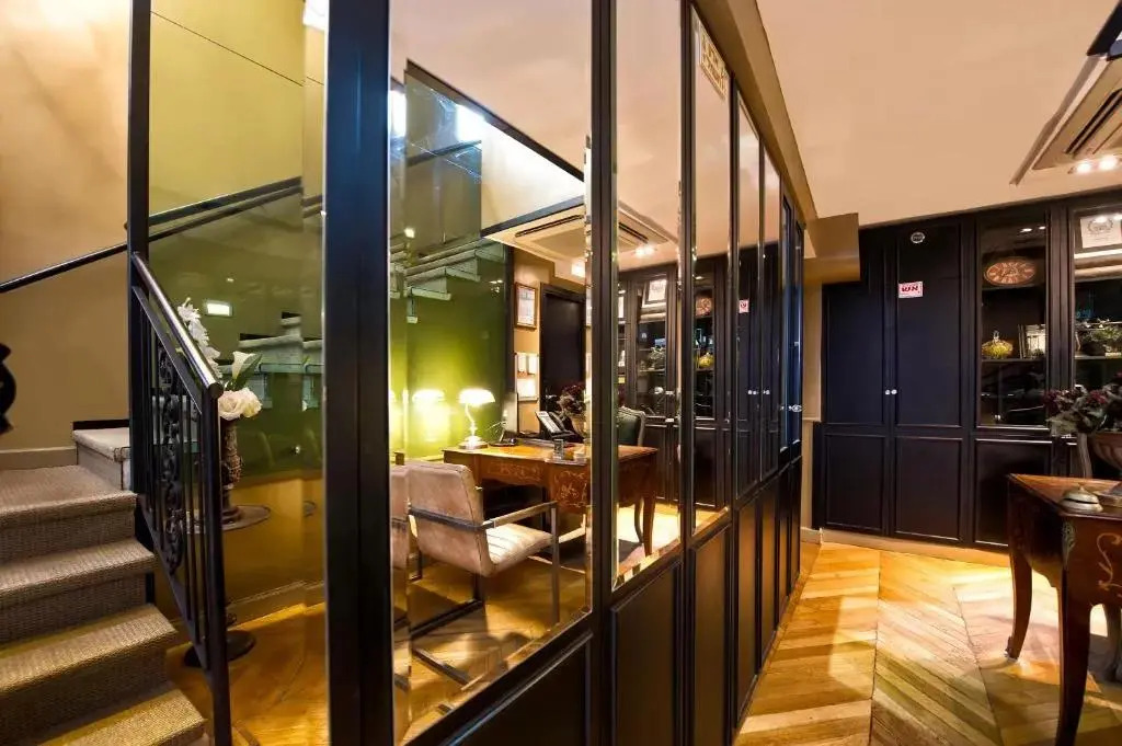 Montefiore 16 - Urban Boutique Hotel