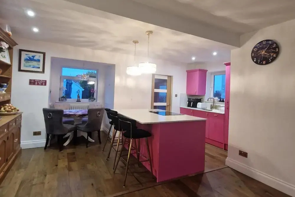 Seaside Escape in Deal, Cozy 2 Bedroom
