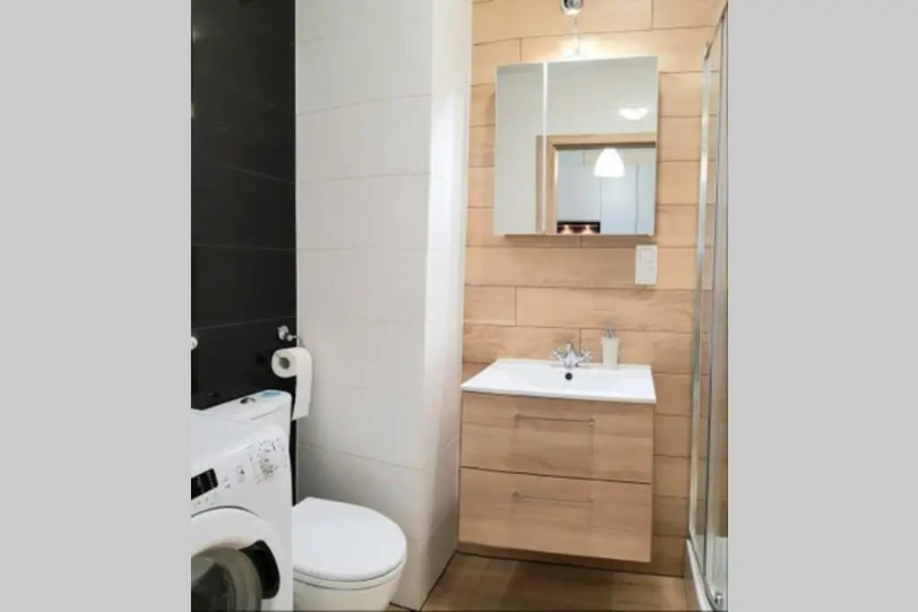 Cozy modern Apartment ASTORIA MAGIC ORANGE OLD TOWN