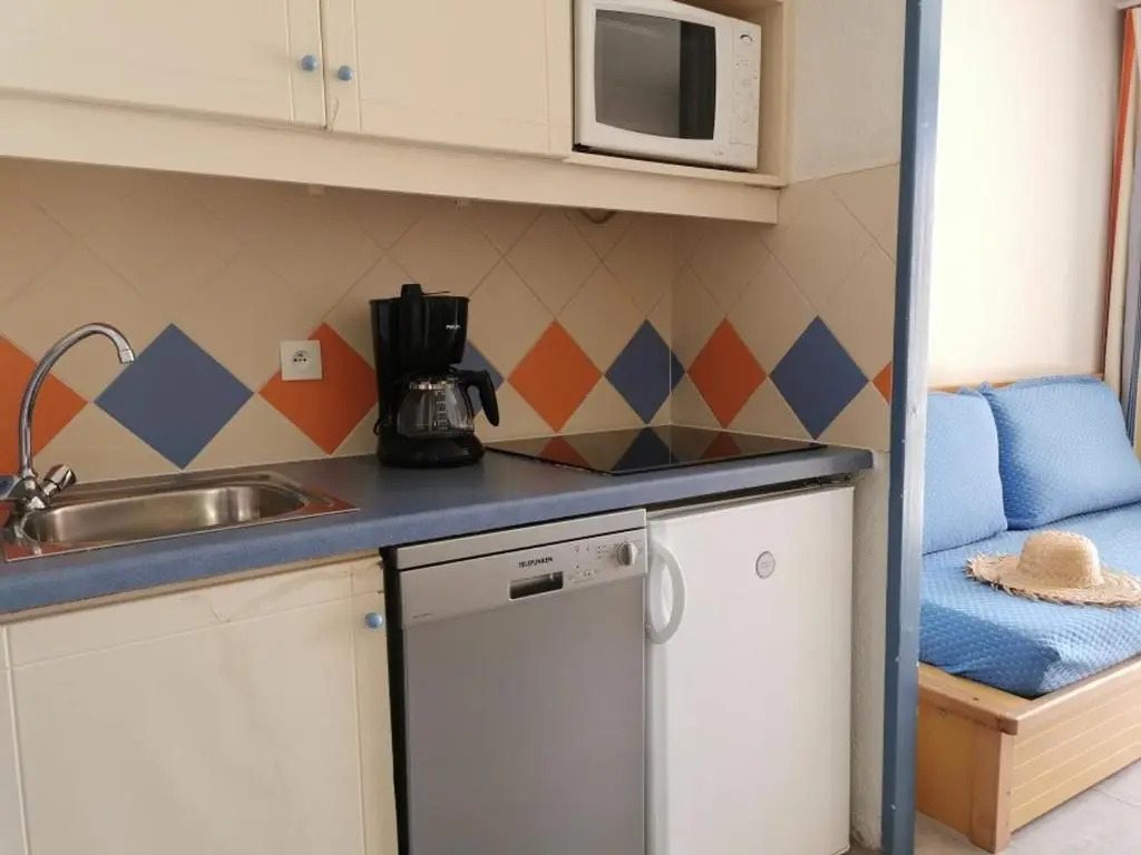 Appartement Cannes la Bocca, 1 pièce, 5 personnes - FR-1-609-33