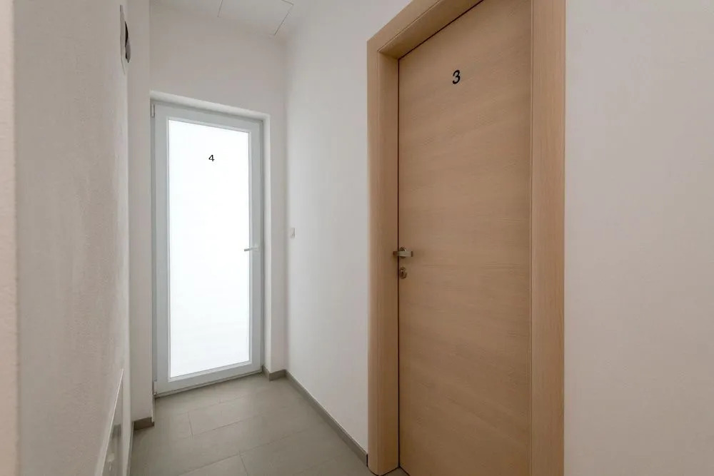 Apartments Livaja