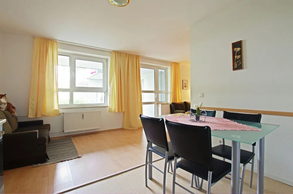 Private Apartment Im Wiesengrunde