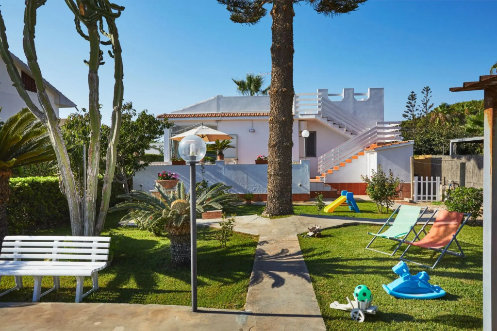 Casa Noban, direct access to the beach-Casa Vacanza Noban