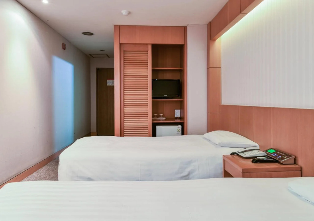 Hotel river park
