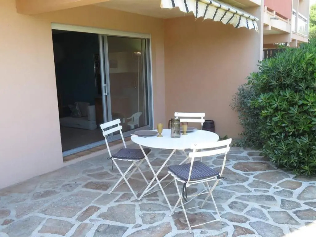 Appartement Bormes-les-Mimosas, 4 pièces, 6 personnes - FR-1-610-31