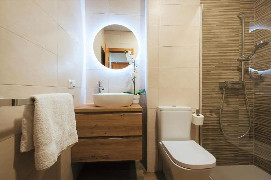 Hostly Orfila 3A-3B exclusive Penthouse-Center-Fibre-Parking Optional