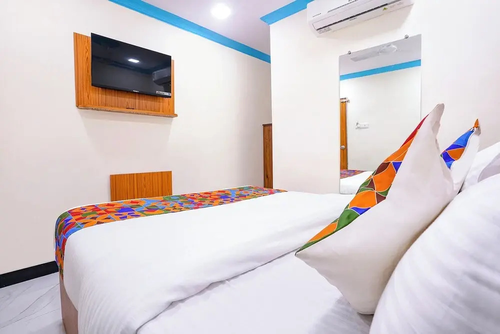 Fabexpress Raj Palace