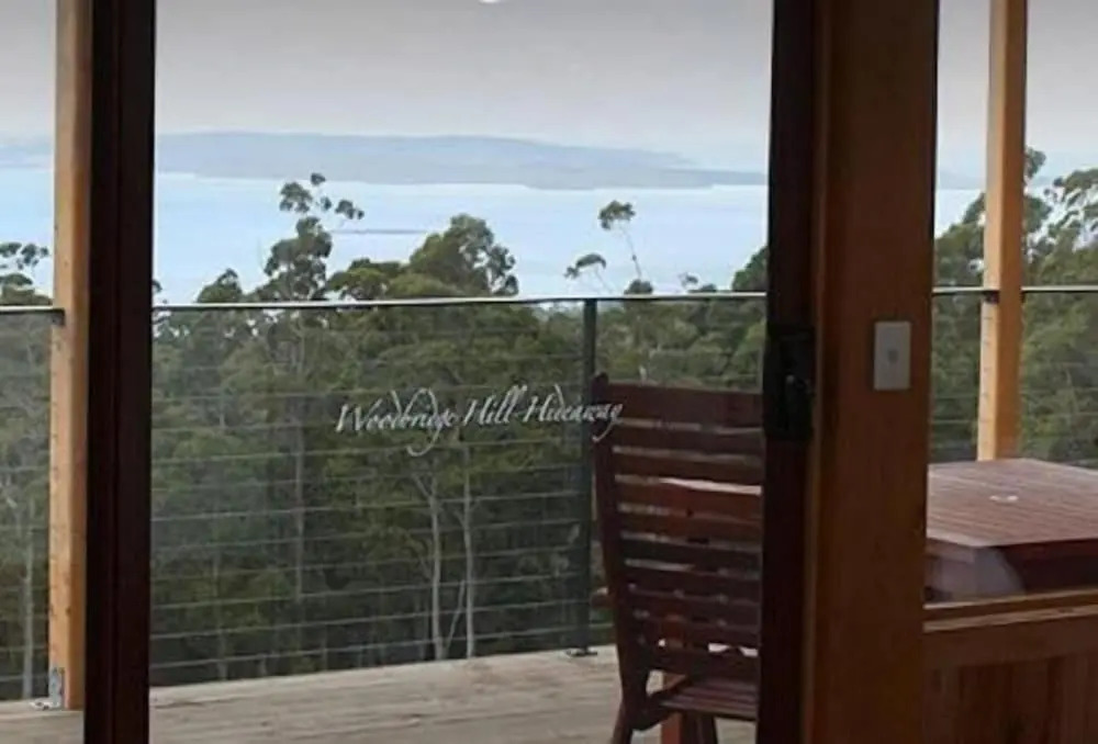 Woodbridge Hill Hideaway