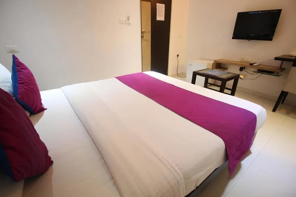 OYO Rooms ISKCON SG Highway