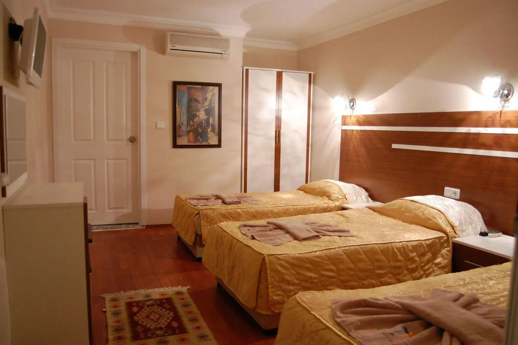 Can Hotel