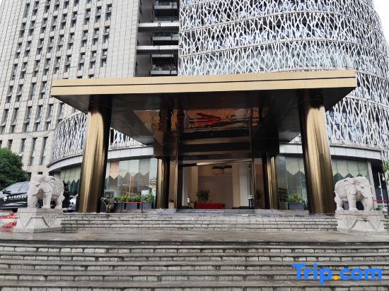 Kelton International Hotel