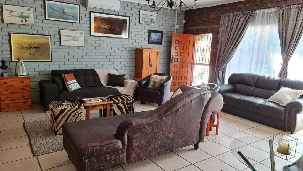 Mft Guest House