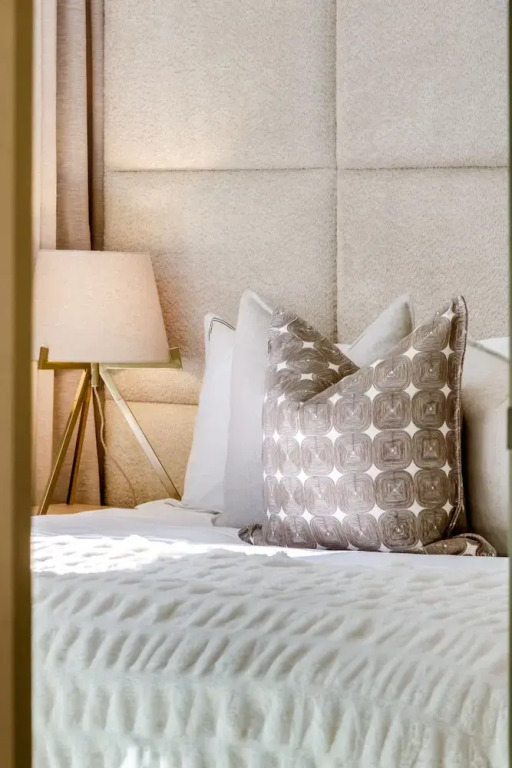 Urban Cape Town Living at City Suite 805