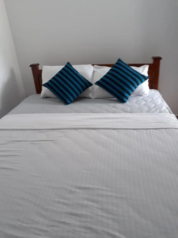 Yoho Villa Sixty Seven
